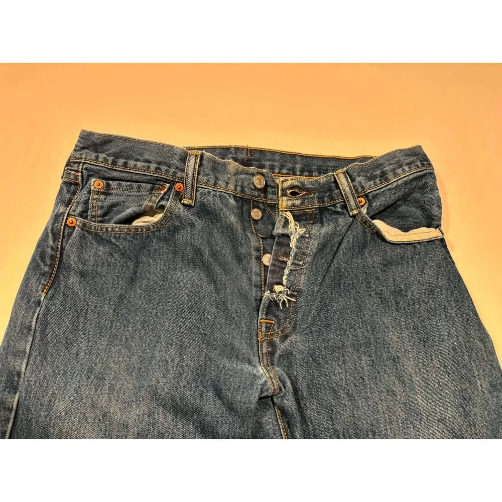 Levis 501 Original Fit Mens Jeans 33x30 Blue Denim Button Fly Straight Leg